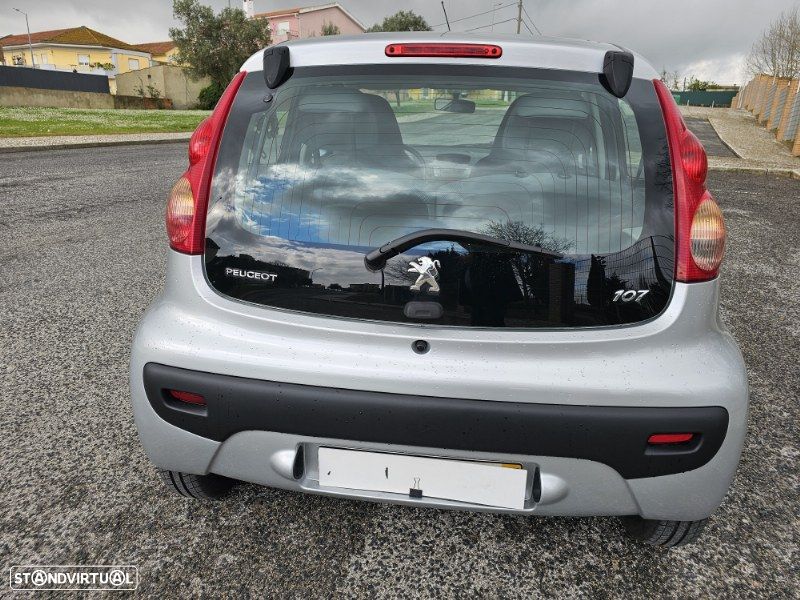 Peugeot 107 1.0 Urban - 19