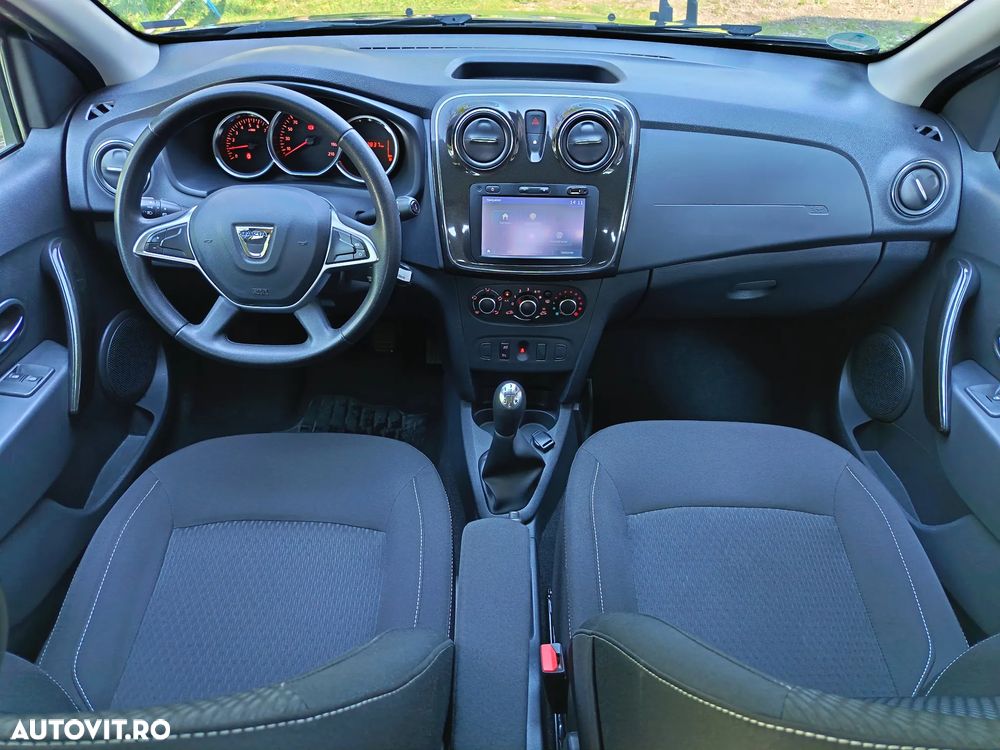Dacia Sandero 1.0 SCe Laureate - 8