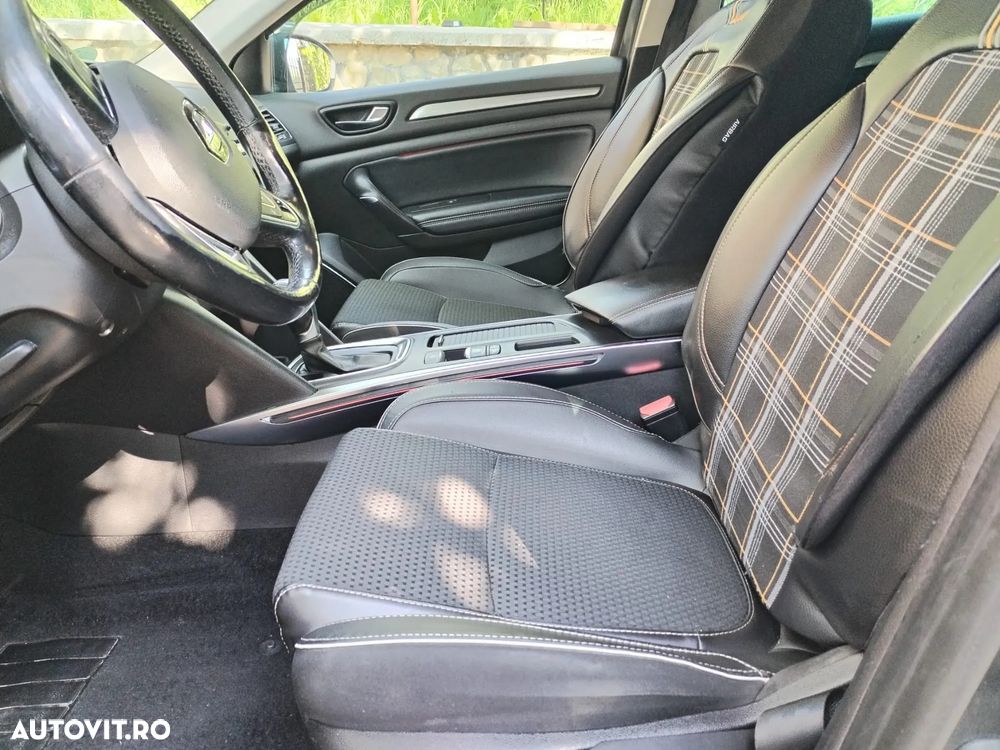 Renault Megane ENERGY dCi 110 EDC BOSE EDITION - 12