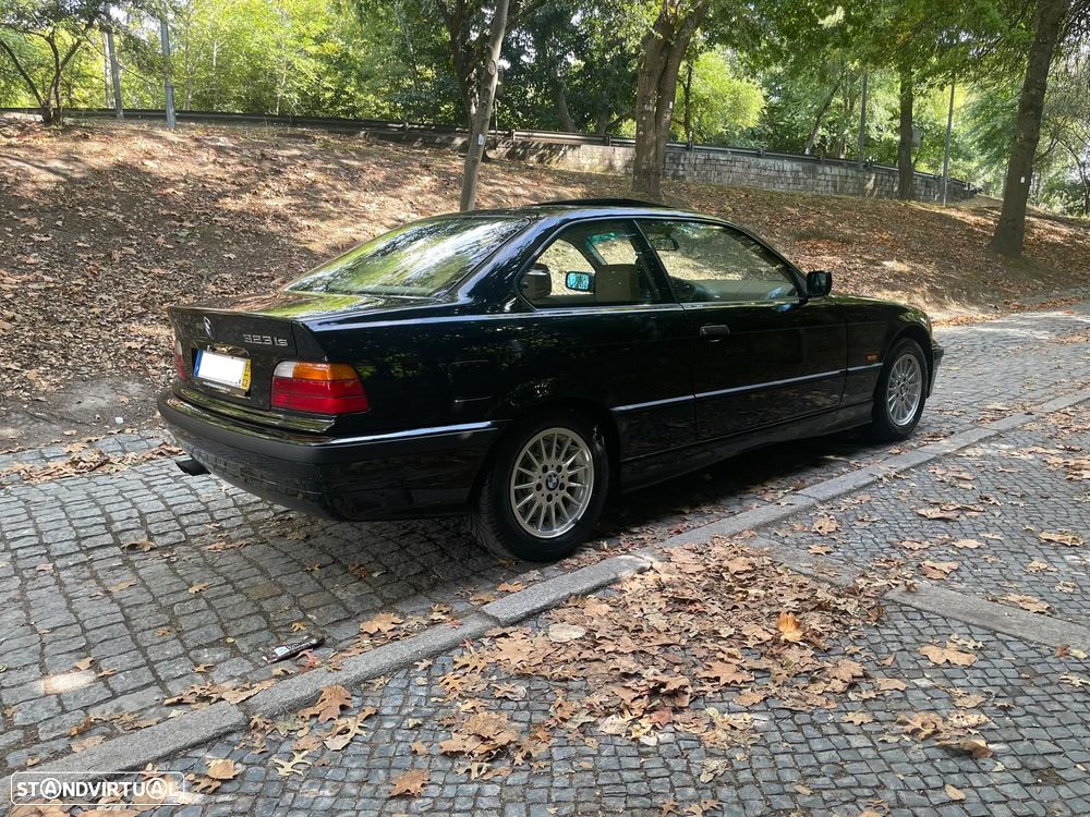 BMW 323 - 60