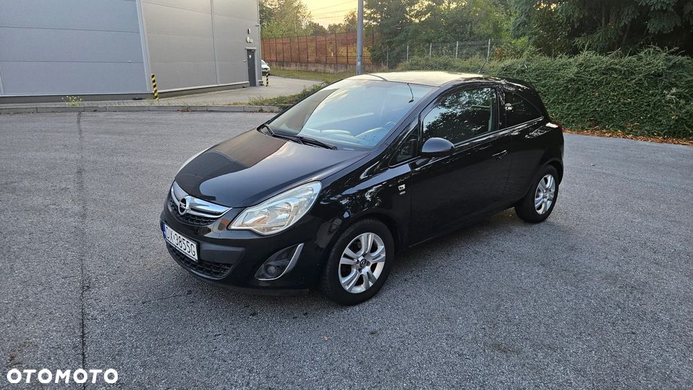 Opel Corsa 1.4 16V Satellite