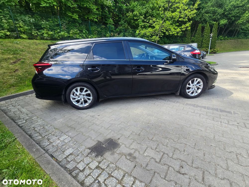 Toyota Auris - 4