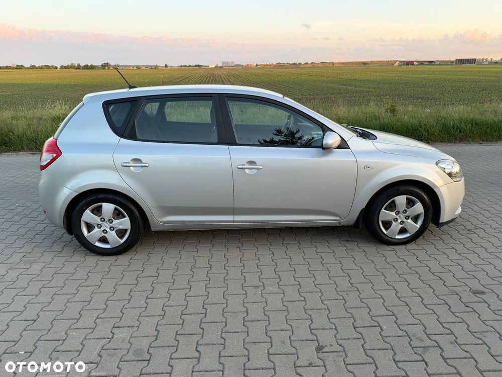 Kia Ceed 1.4 Comfort - 5