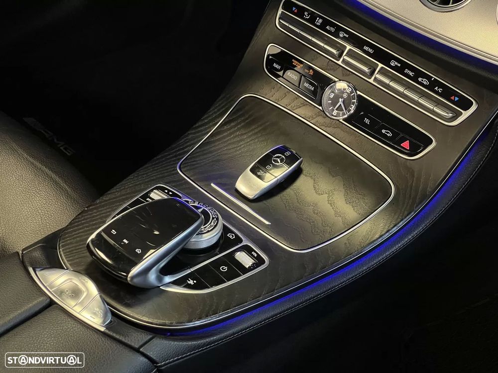 Mercedes-Benz E 220 d AMG Line Aut. - 22
