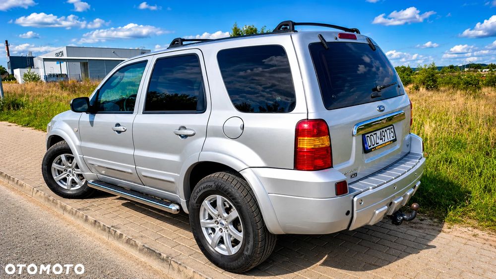 Ford Maverick 3.0 V6 Limited - 2