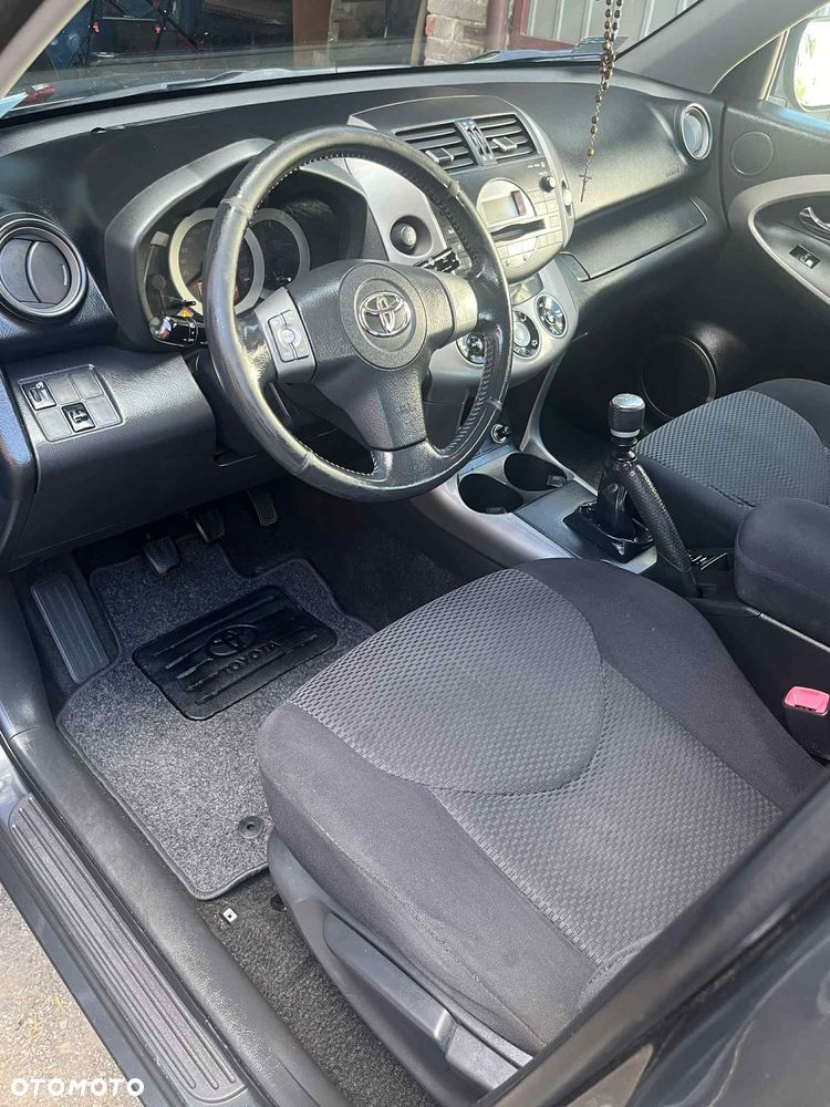 Toyota RAV4 2.2 D-4D 4x4 Sol - 8