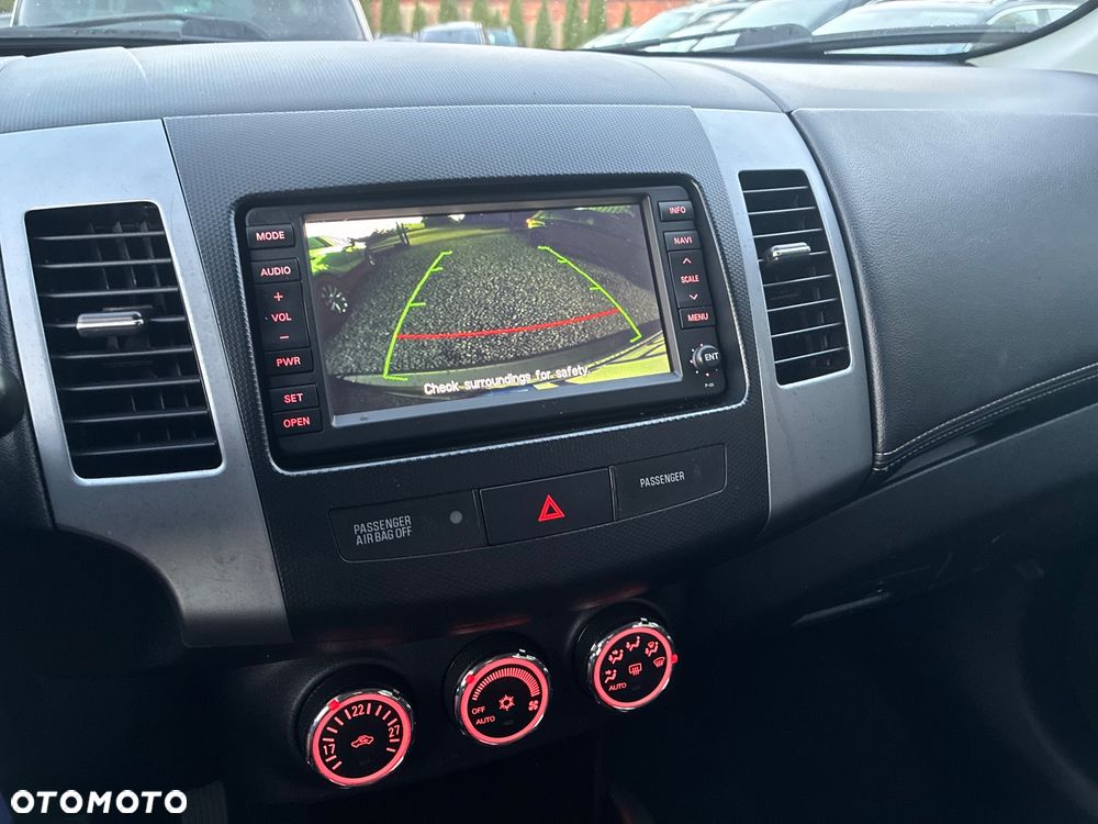 Peugeot 4007 7-Sitzer Sport - 15