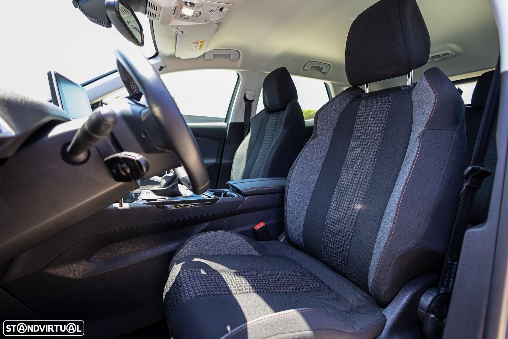 Peugeot 3008 1.5 BlueHDi Active - 43