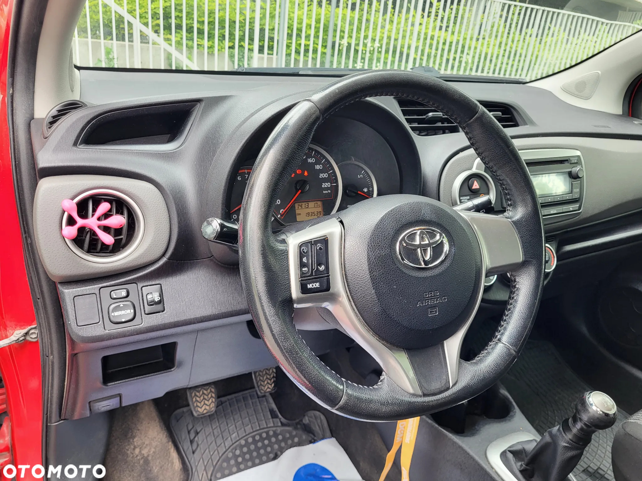 Toyota Yaris 1.0 Life - 7
