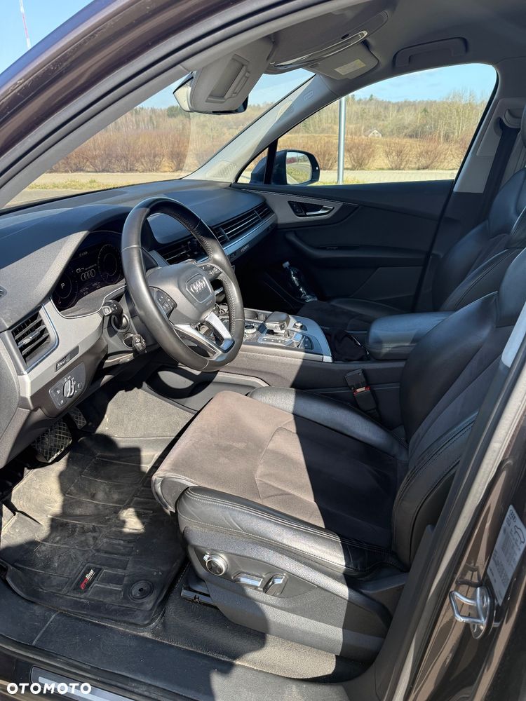 Audi Q7 - 13