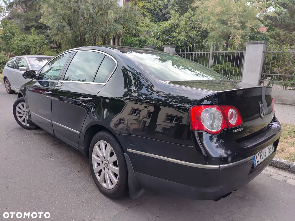 Volkswagen Passat 2.0 TDI DPF Comfortline - 6