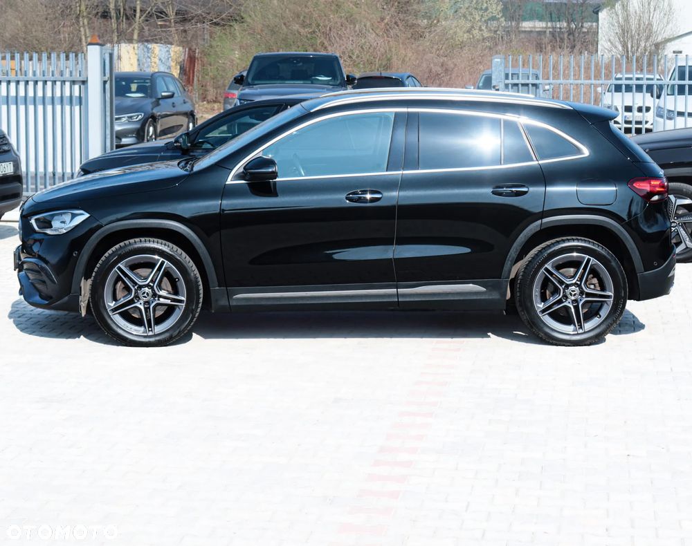 Mercedes-Benz GLA 250 e 8G-DCT AMG Line - 30