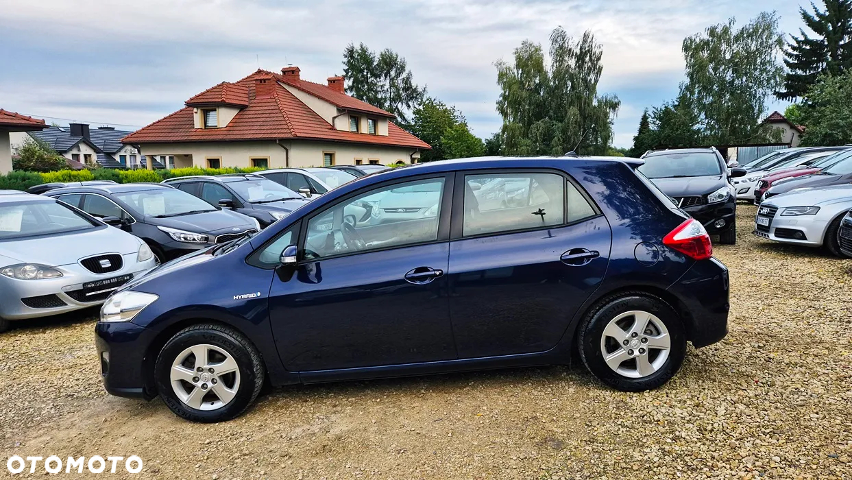 Toyota Auris 1.8 HSD Luna - 26