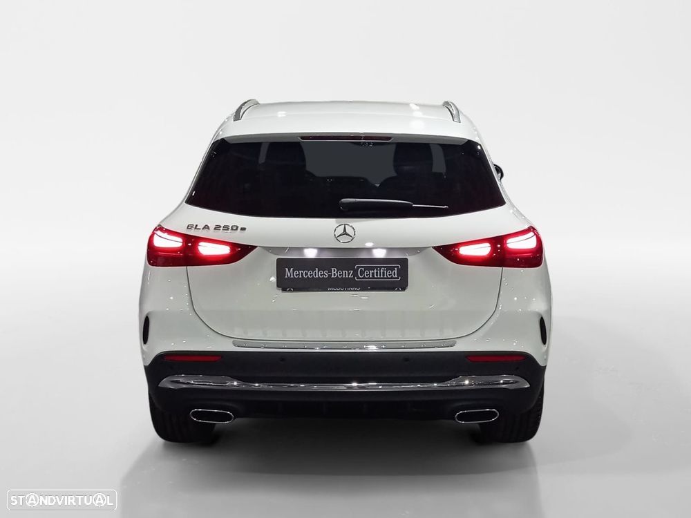 Mercedes-Benz GLA 250 - 4