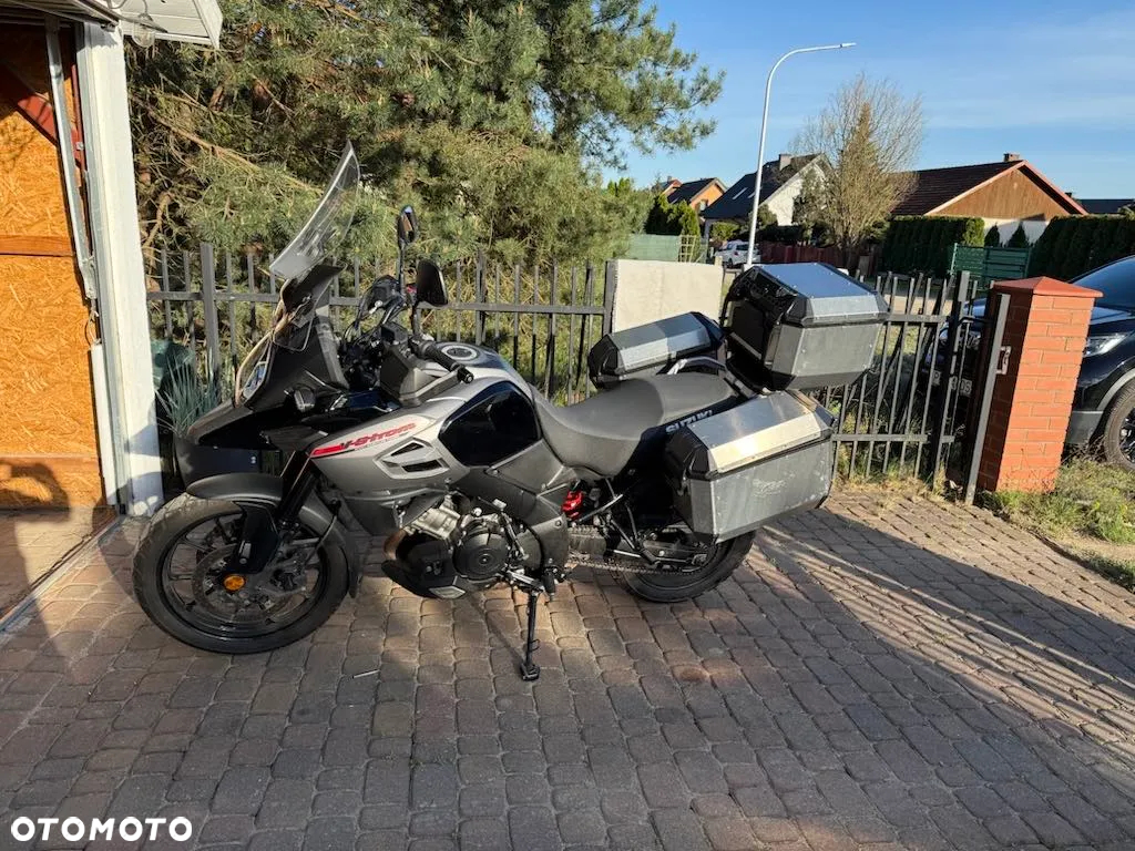 Suzuki DL - 4