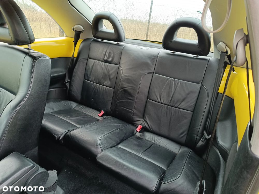 Volkswagen New Beetle 2.3 V5 COLOUR Concept - 23