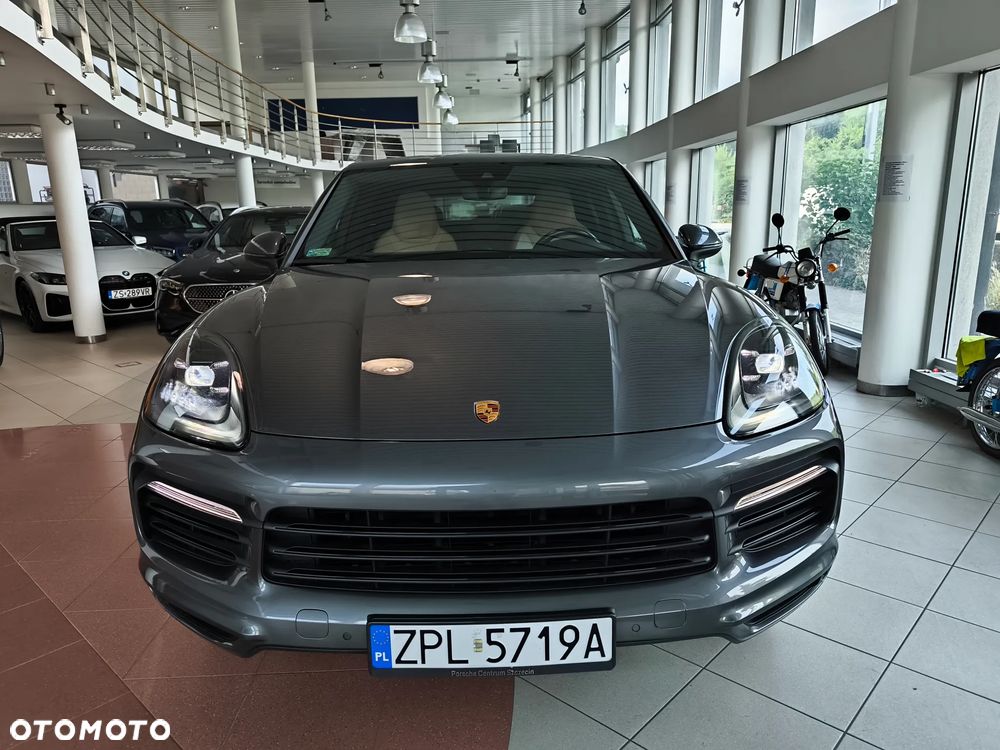 Porsche Cayenne Standard - 5