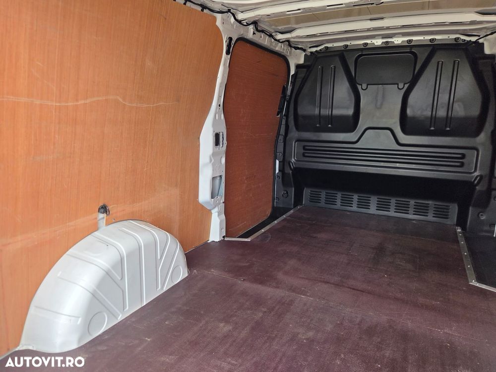 Ford New Transit Custom L2H1 Premium Edition - 13