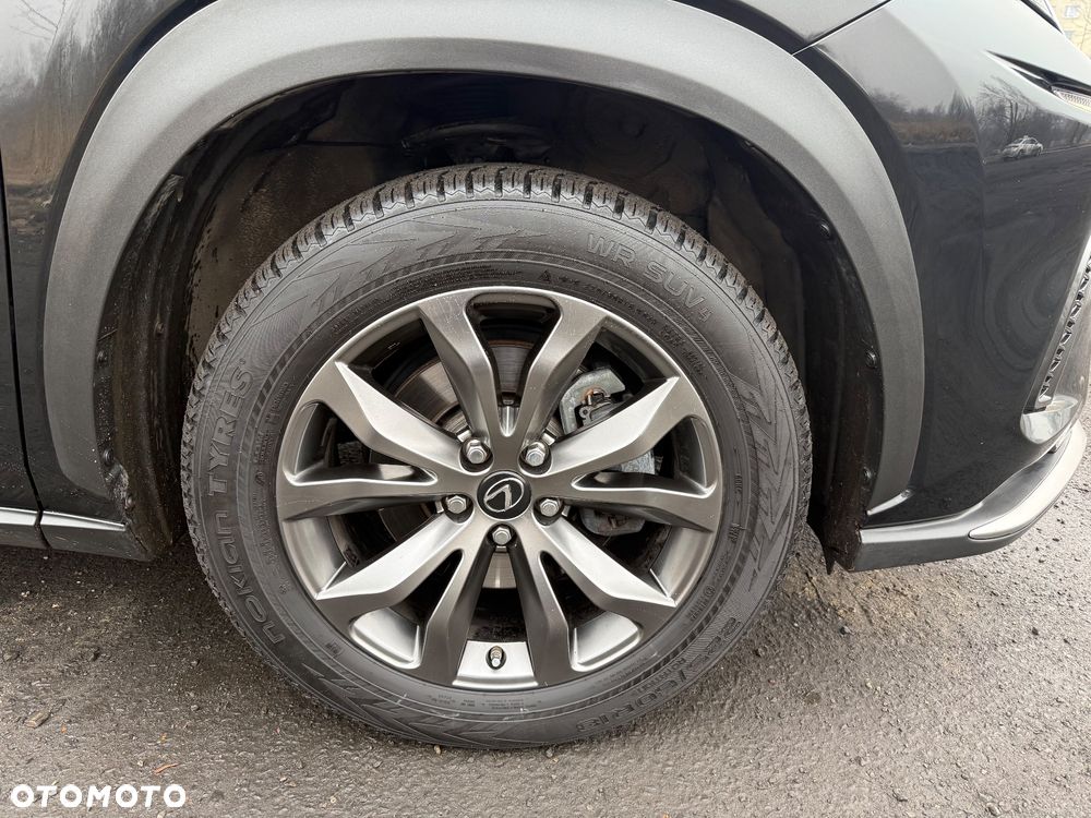 Lexus NX 300 F Sport AWD - 13