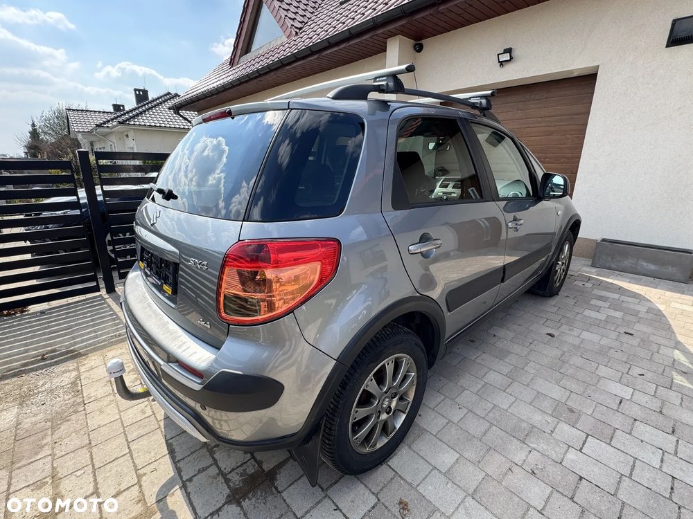 Suzuki SX4 1.6 VVT 4x4 Comfort - 4
