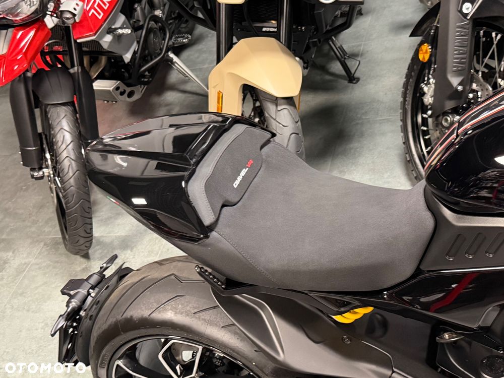 Ducati Diavel - 13