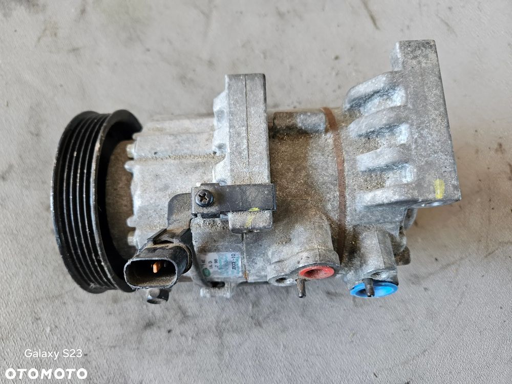 Sprężarka kompresor klimatyzacji Kia Ceed II Hyundai i30 1,6 CRDI F500-JDCCE10 - 4