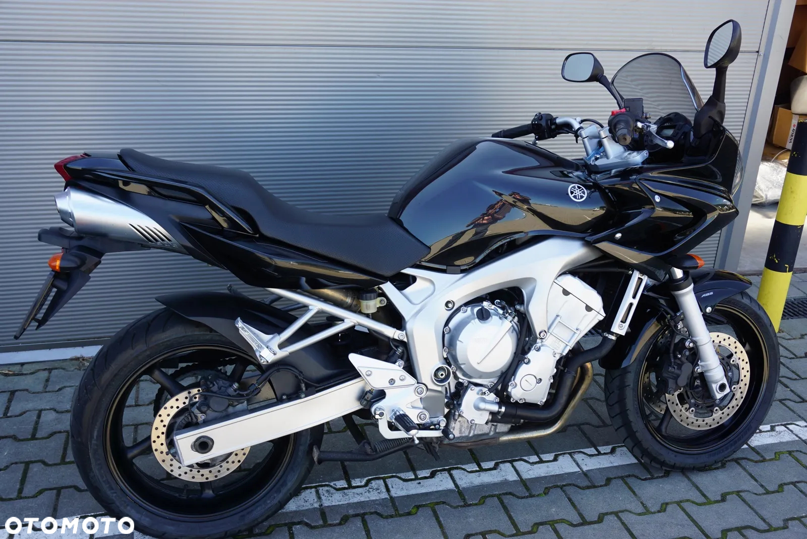 Yamaha FZ6 - 3