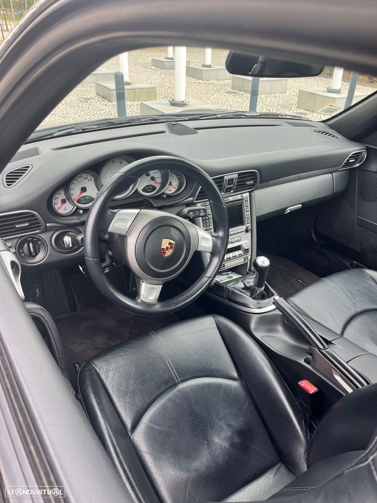 Porsche 911 (997) Carrera S - 5