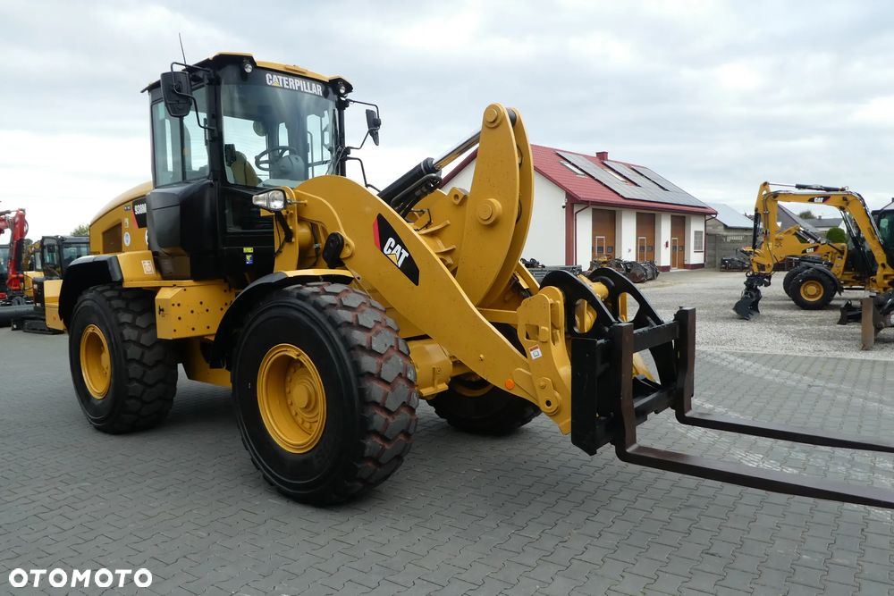 Caterpillar 938 M Z NIEMIEC ŁYZKA WIDŁY - 8