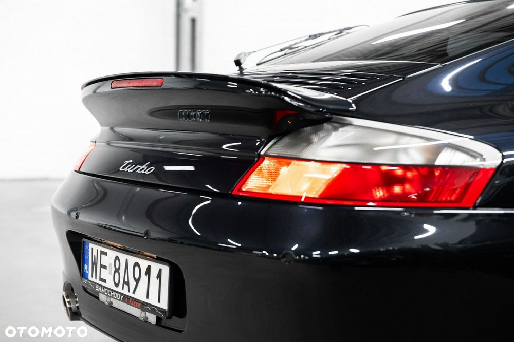 Porsche 911 - 16