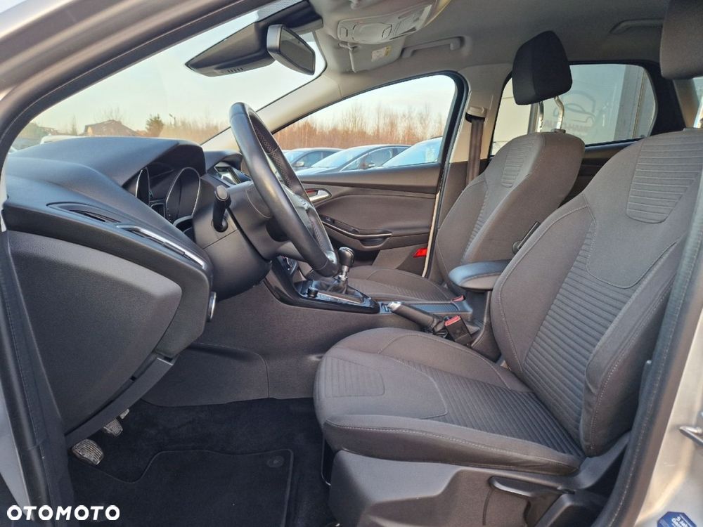 Ford Focus 1.0 EcoBoost Titanium - 5