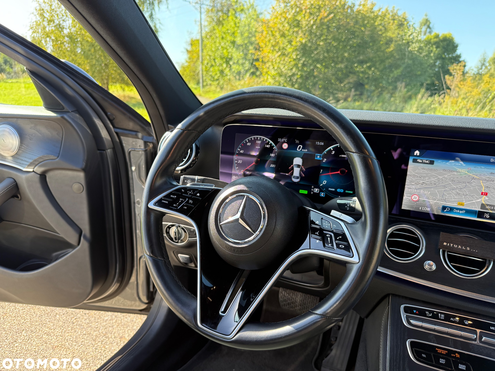 Mercedes-Benz Klasa E 200 9G-TRONIC Avantgarde - 25