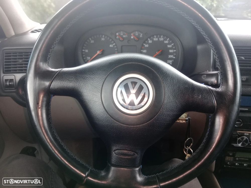 VW Golf 1.9 TDi Confortline - 3