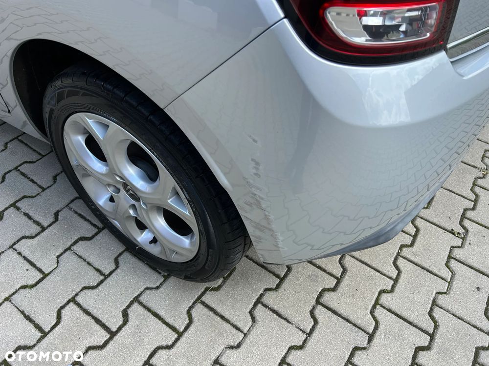 Citroën C3 Pure Tech (VTi) 82 Exclusive - 19