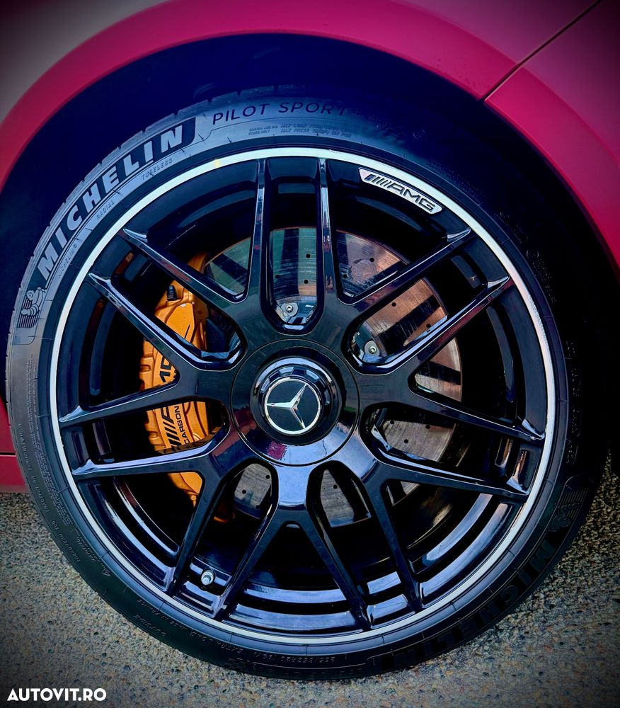 Mercedes-Benz E - 4