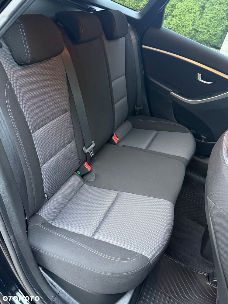 Hyundai i30 - 18