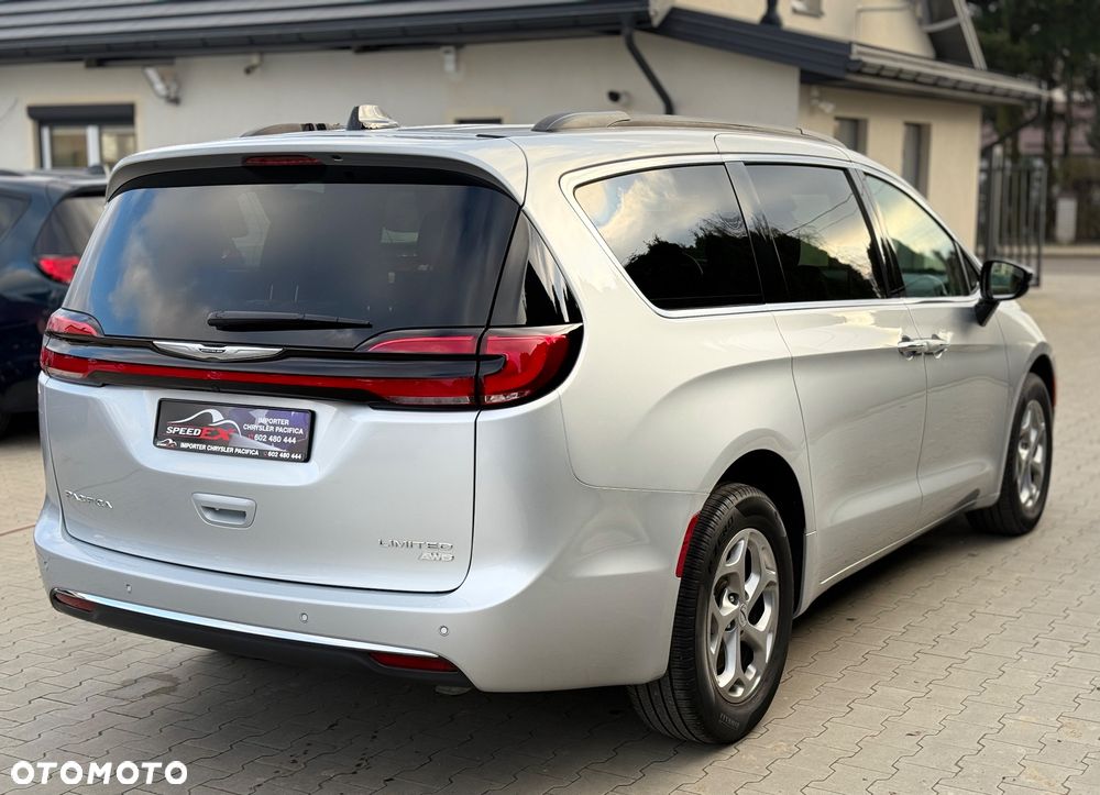 Chrysler Pacifica - 12