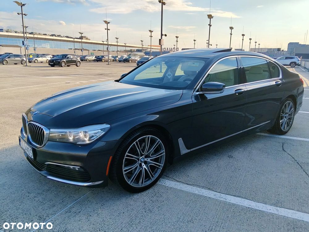BMW Seria 7 740Li - 17