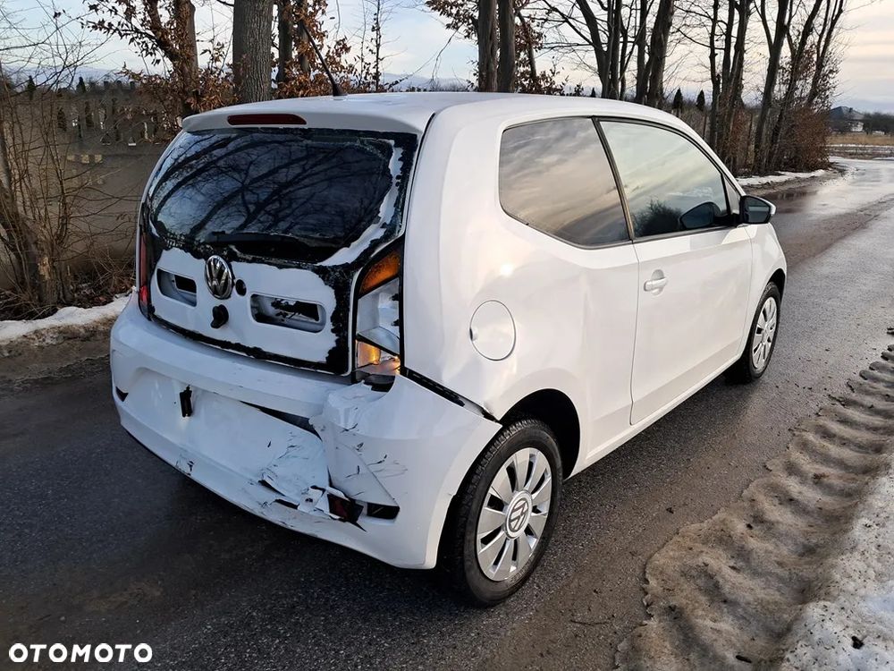 Volkswagen up! Active - 7