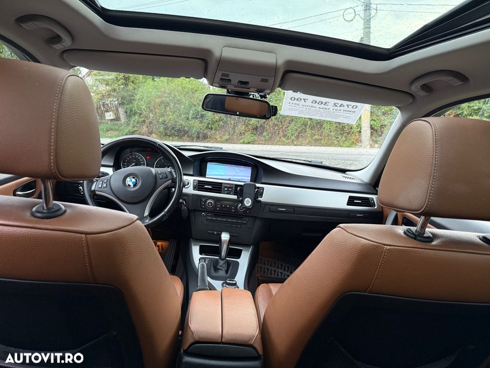 BMW Seria 3 320d xDrive DPF Touring Aut. - 15