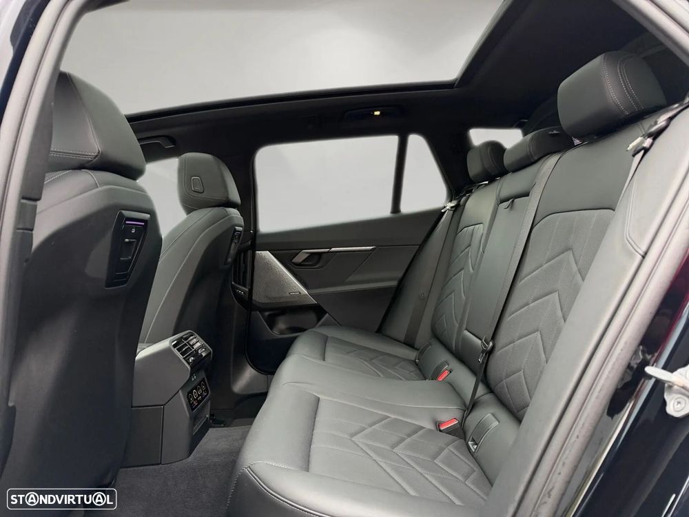 BMW 520 Gran Turismo - 11