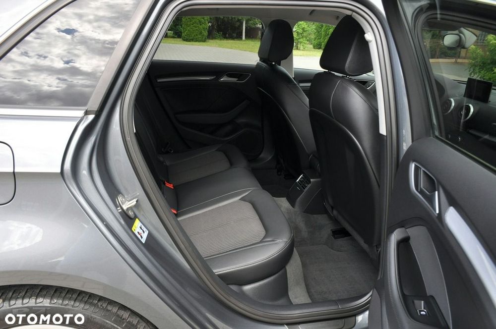 Audi A3 Sportback - 19