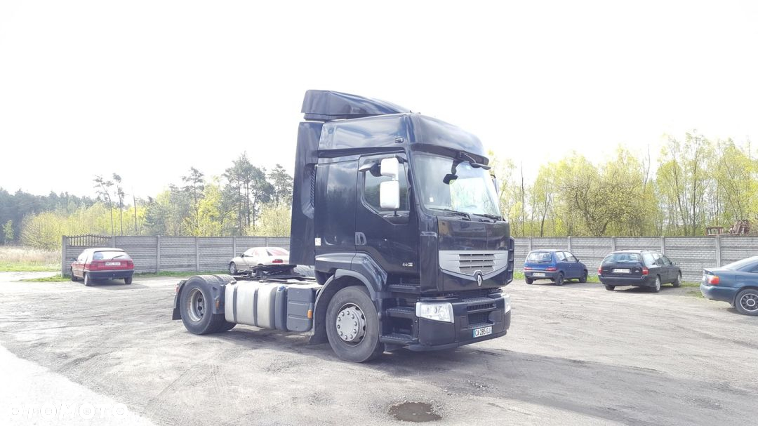 Spojlery owiewki kabiny Renault Premium - 8