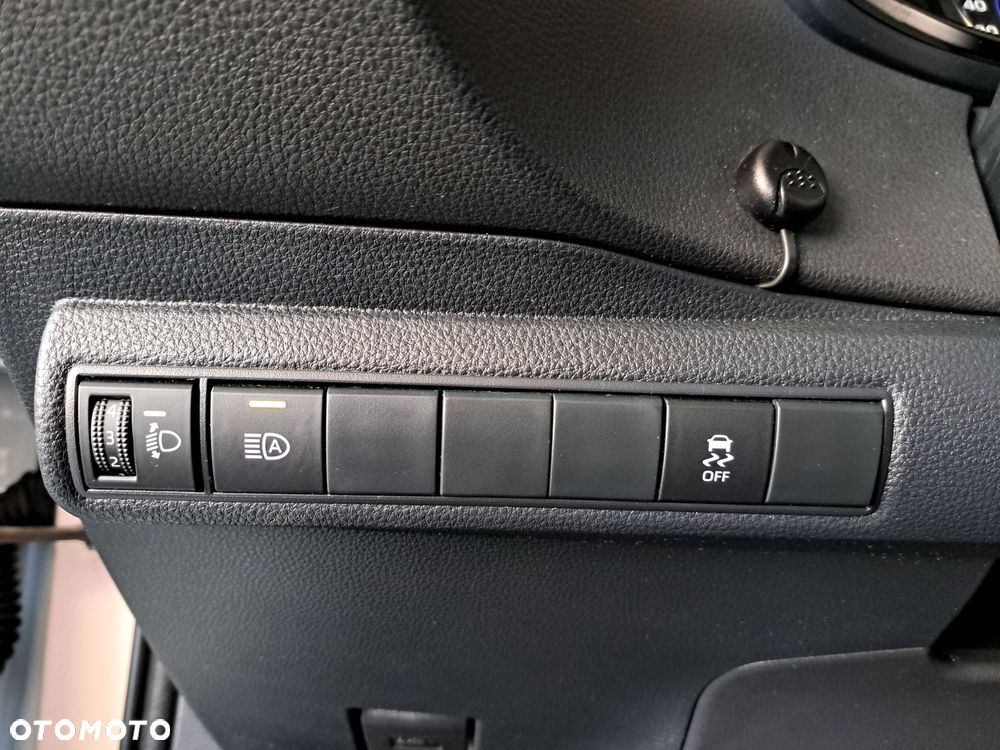 Toyota Corolla 1.8 Hybrid Comfort - 33