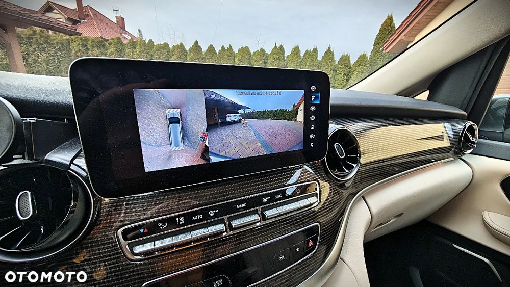 Mercedes-Benz Klasa V 250 d 4-Matic Avantgarde 9G-Tronic - 22