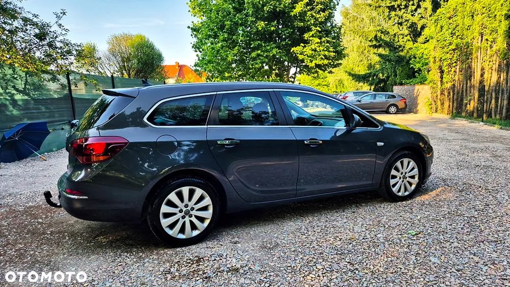 Opel Astra 1.4 Turbo Exklusiv - 13