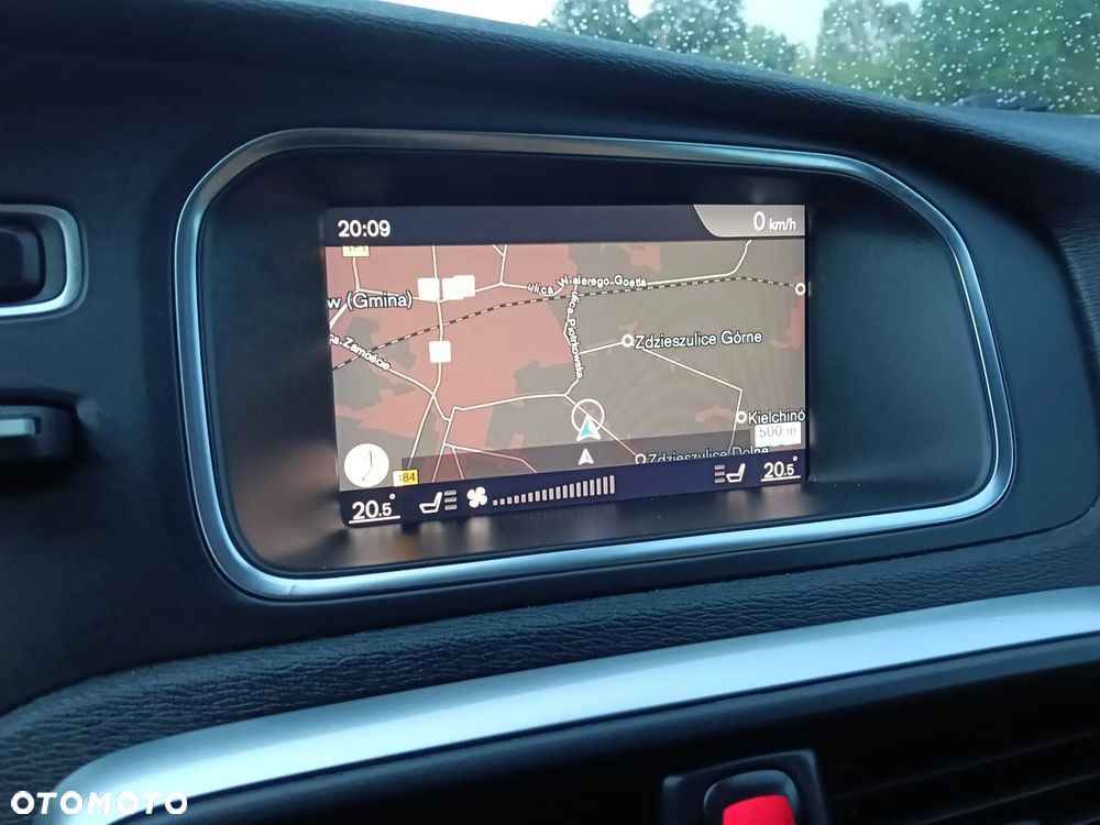 Volvo V40 Cross Country D3 Drive-E SCR Momentum - 27