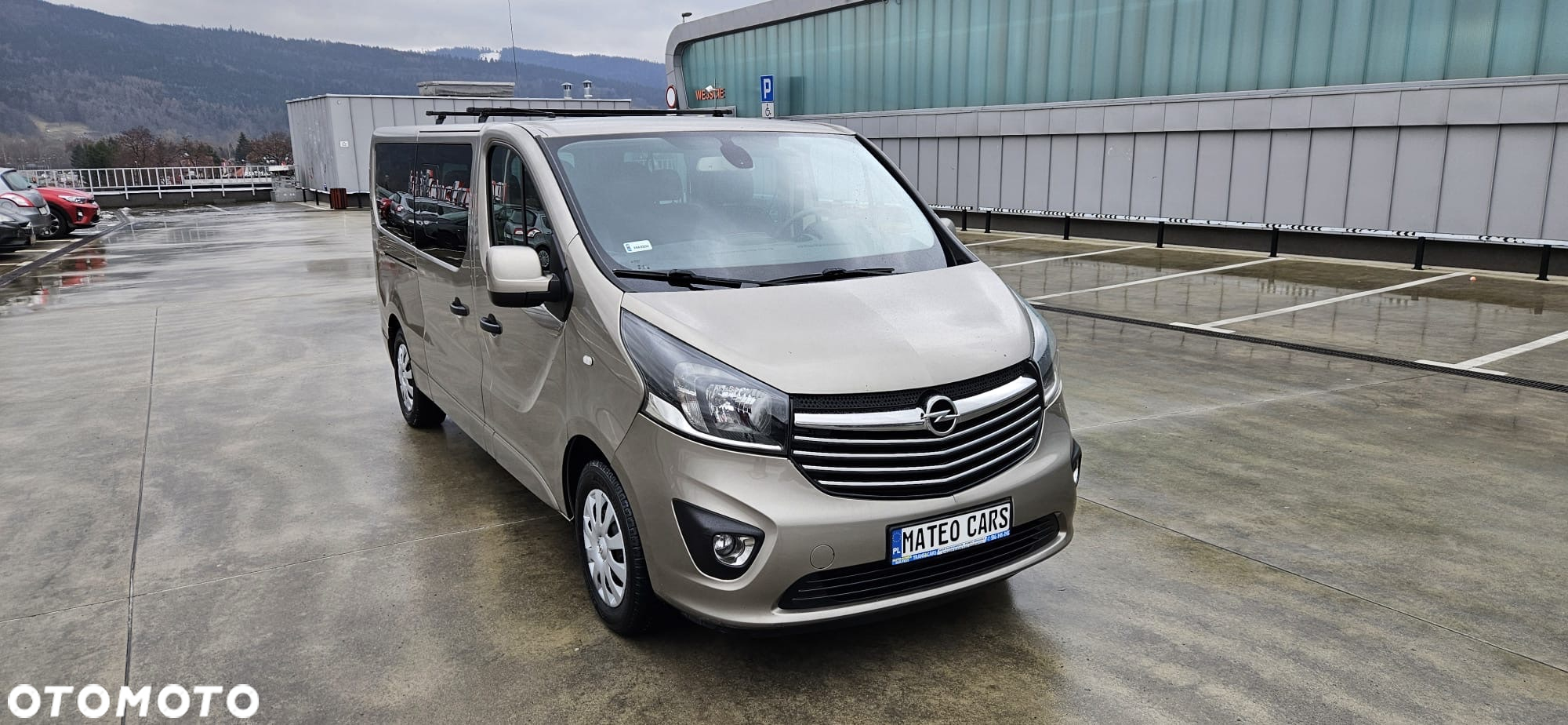 Opel Vivaro - 14