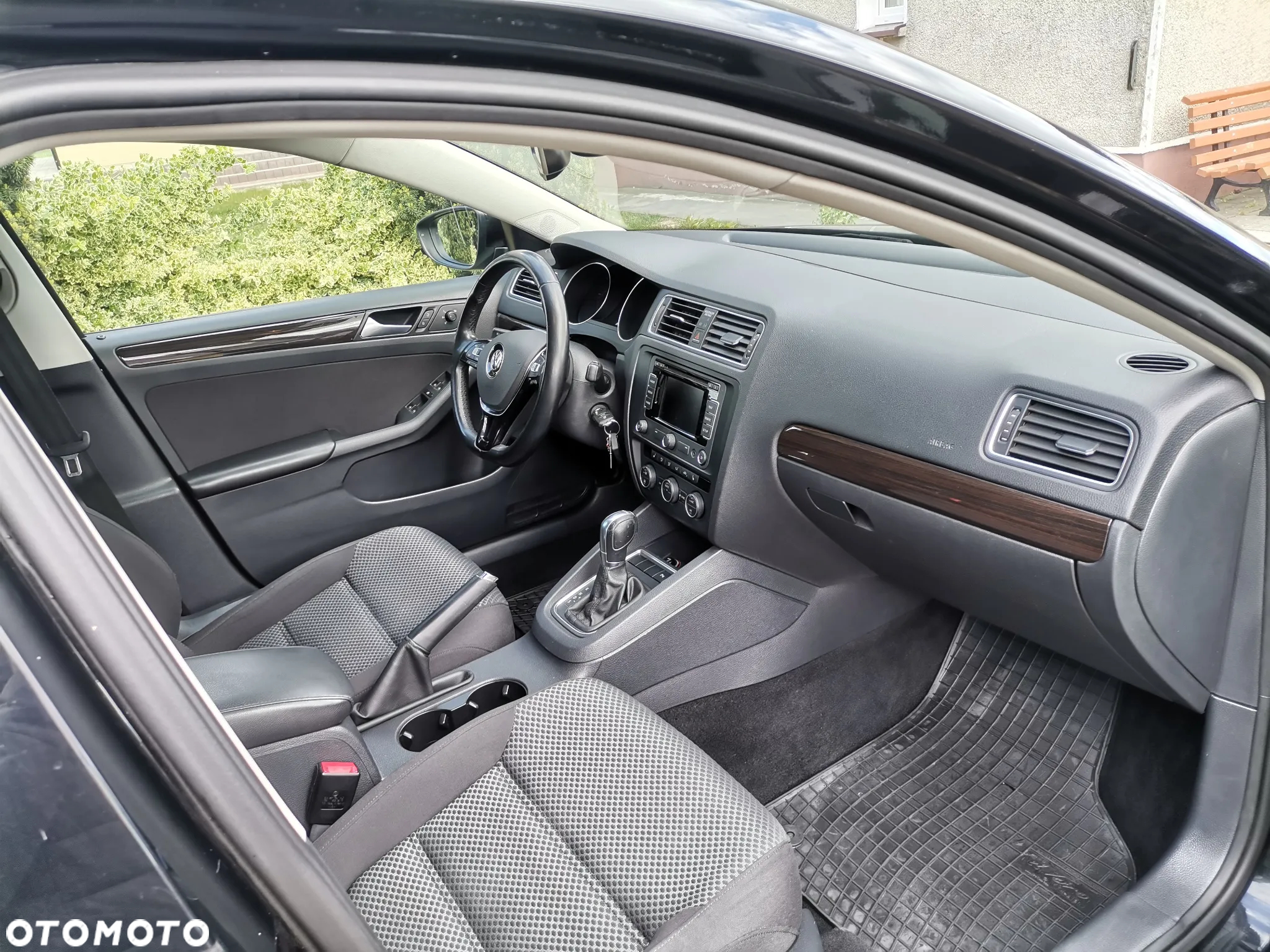 Volkswagen Jetta 2.0 TDI DSG BlueMotion Technologie - 10