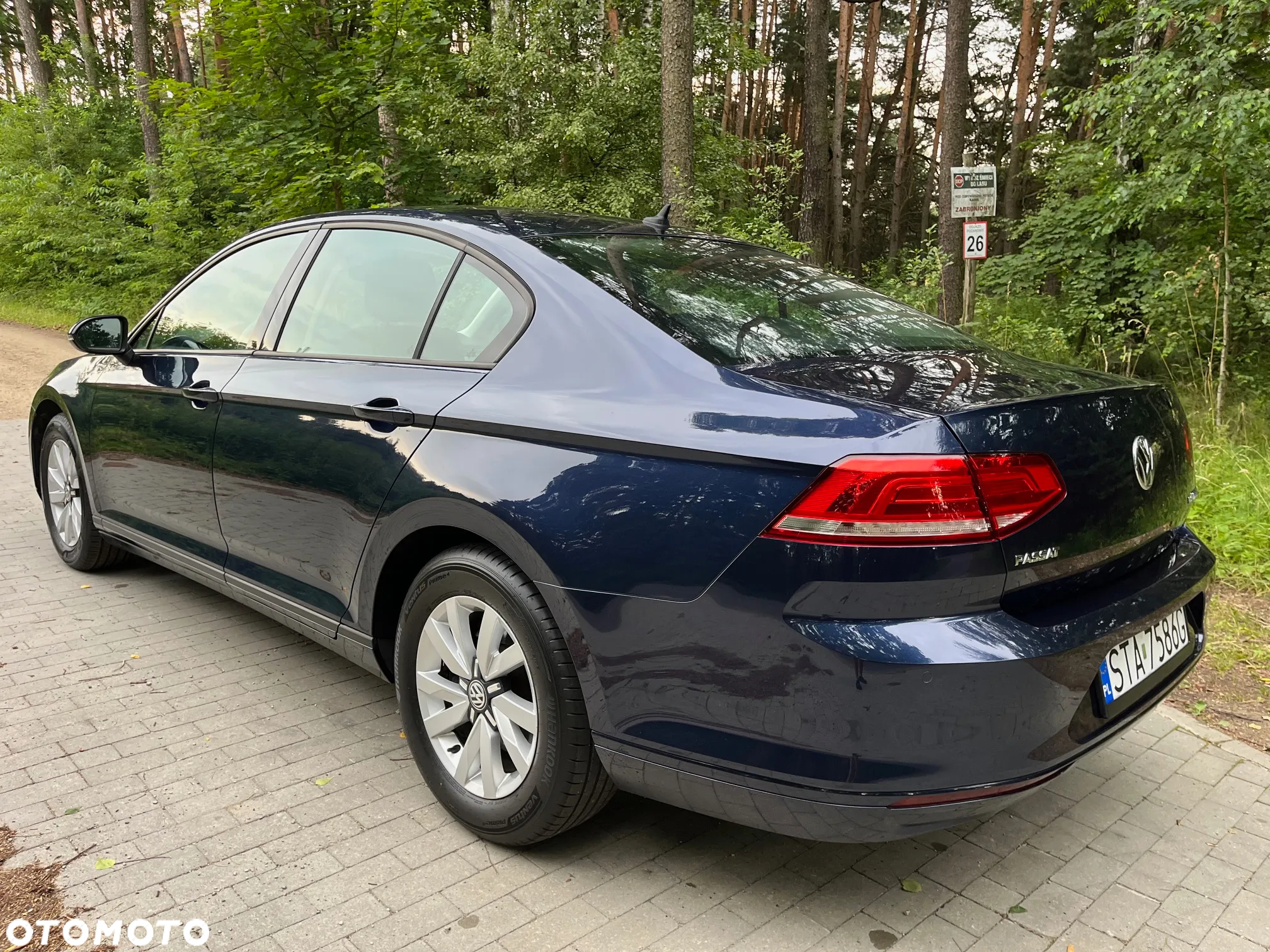 Volkswagen Passat 1.4 TSI BMT Trendline - 13